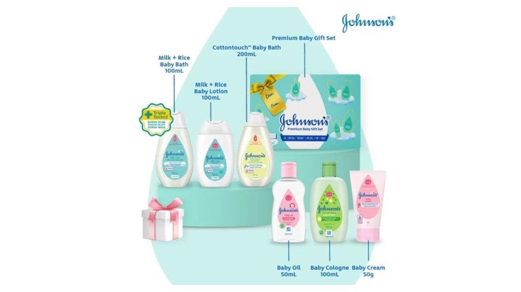 JOHNSON'S Premium Baby Gift Set