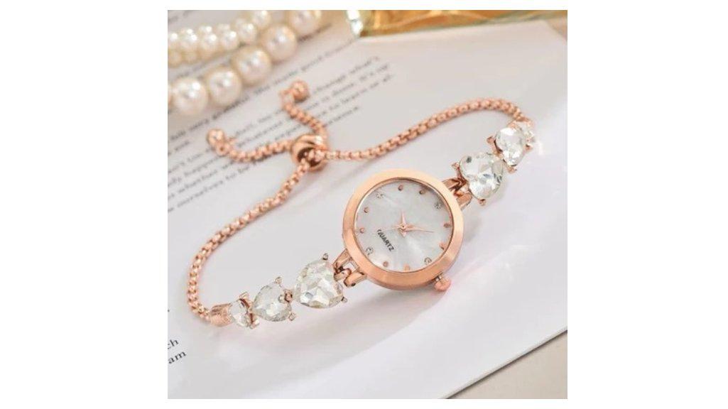 Jam Tangan Wanita Fashion Serut Love Plat Motif Strap Gelang/Rantai