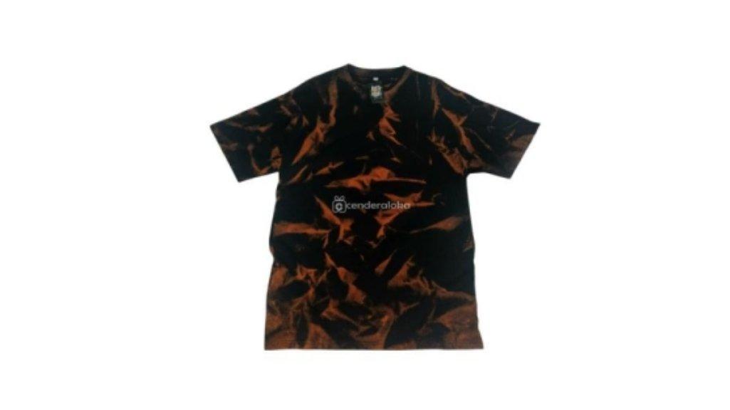 Kaos Tie Dye Black Bahan Katun dari Daradjati Batik