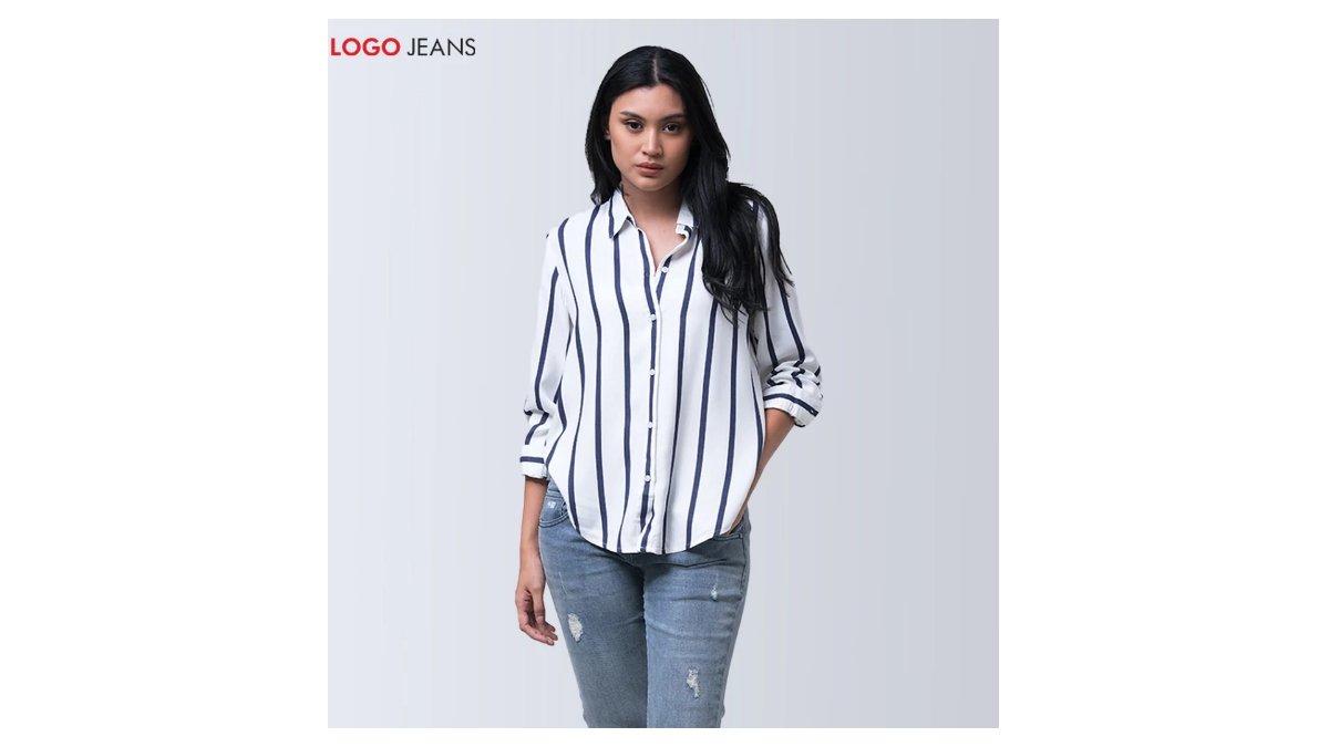 Ilustrasi tips fashion untuk tubuh mungil dengan gunakan baju garis vertikal