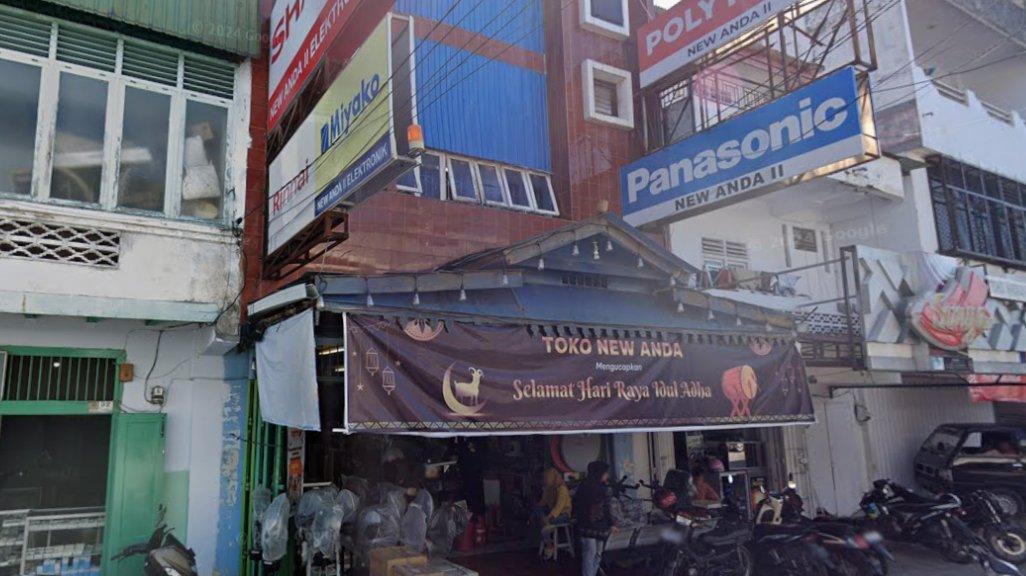 Foto Toko New ANDA Elektronik di Jl. R.a. Kartini No.30, Wale, Kecamatan Wolio, Kota Bau-Bau, Sulawesi Tenggara 93711, yang diambil Google Maps pada Juli 2024.