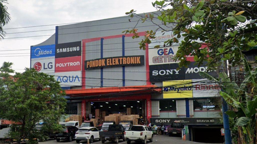 Foto Toko Pondok Elektronik di Jl. A. Yani, Seberang Gg. TVRI No.Km. 6, Pemurus Dalam, Kecamatan Banjarmasin Selatan, Kota Banjarmasin, Kalimantan Selatan 70238 yang diambil Google Maps pada Oktober 2024.