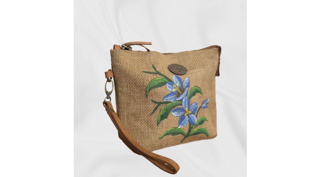 Pouch Lukis Bunga Bahan Goni dengan Kombinasi Tali Kulit