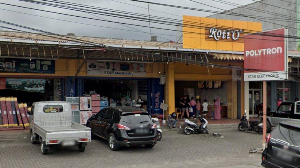 Foto Toko Star Electronic di Jl. Raya Manado - Bitung No.178, Girian Indah, Kecamatan Girian, Kota Bitung, Sulawesi Utara 95511, yang diambil Google Maps pada Juli 2025.