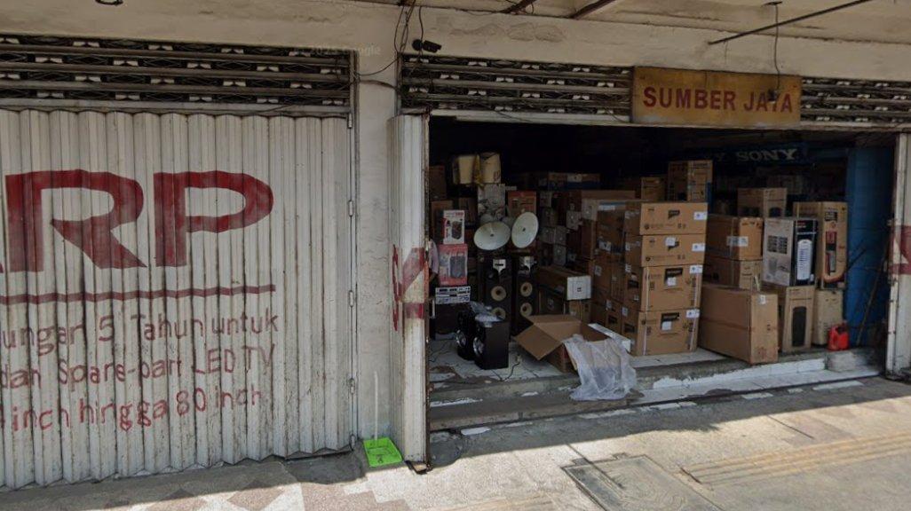 Foto Toko Sumber Jaya Electronic di Jl. Mojopahit No.270-272, Mergelo, Jawa Timur, Kecamatan Magersari, Kota Mojokerto, Jawa Timur 61323 yang diambil Google Maps pada Februari 2025.