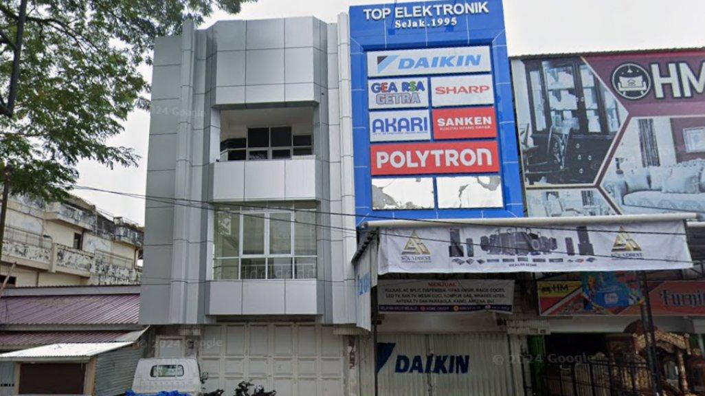 Foto Toko TOP Elektronik di Jl. Jend. Ahmad Yani No.103, Bende, Kecamatan Kadia, Kota Kendari, Sulawesi Tenggara 93118 yang diambil Google Maps pada Juli 2024.