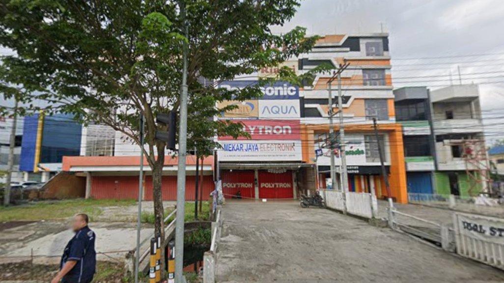 Foto Toko Mekar Jaya Elektronik di Jalan A Yani km. 2,5 No.88, RT.89, Sungai Baru, Kecamatan Banjarmasin Tengah, Kota Banjarmasin, Kalimantan Selatan 70122 yang diambil Google Maps pada Juli 2024.