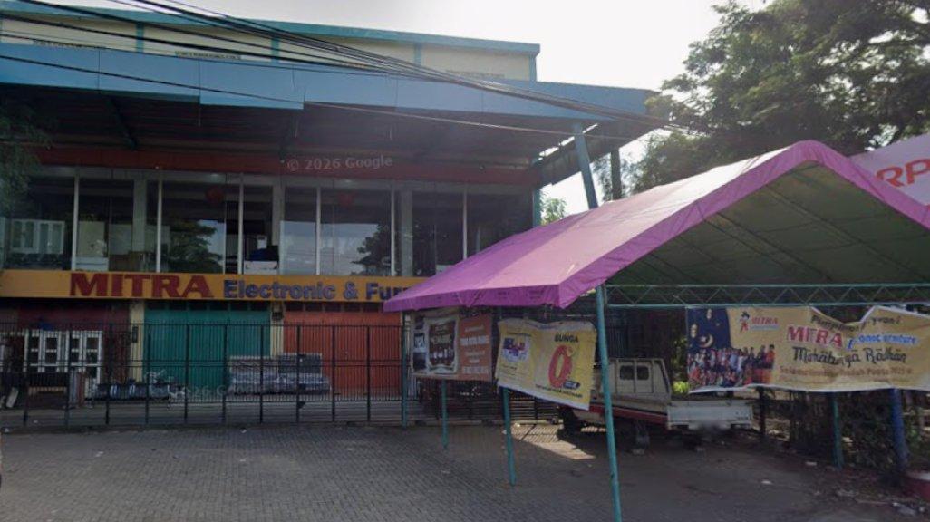 Foto Toko Mitra Electronic dan Furniture di Caile, Ujung Bulu, Kabupaten Bulukumba, Sulawesi Selatan 92561, yang diambil Google Maps pada Maret 2025.
