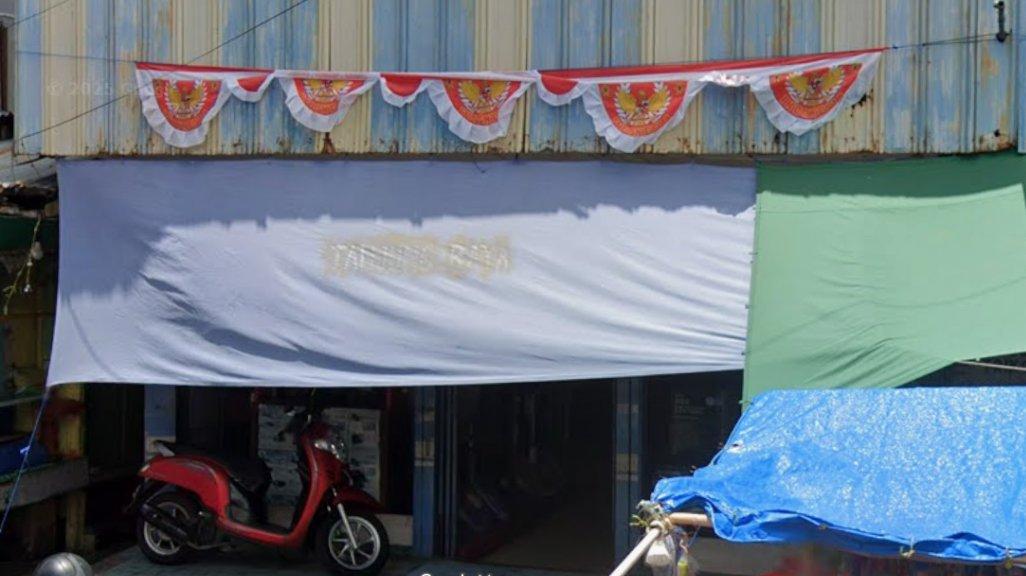 Foto Toko Tanjung Raya di Gamalama, Kecamatan Ternate Tengah, Kota Ternate, Maluku Utara yang diambil Google Maps pada Agustus 2023.