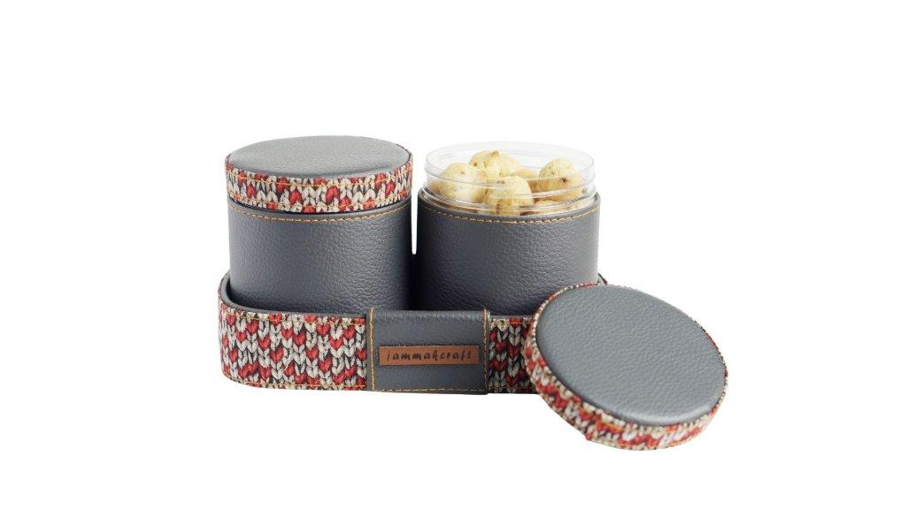 Toples Batik dengan Kulit Sintetis dari Jammakart