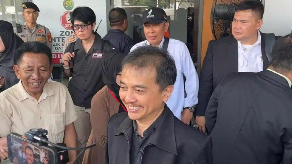 Kasus Ijazah Jokowi Kembali Ramai Dibahas, Ikuti Update Sidangnya di TribunX - Tribunshopping.com