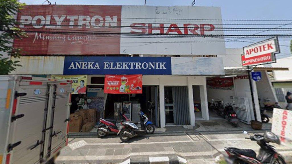 Foto Toko Aneka Elektronik di Jl. Diponegoro No.12, Cepu, Kecamatan Cepu, Kabupaten Blora, Jawa Tengah 58312, yang diambil Google Maps pada Desember 2023.