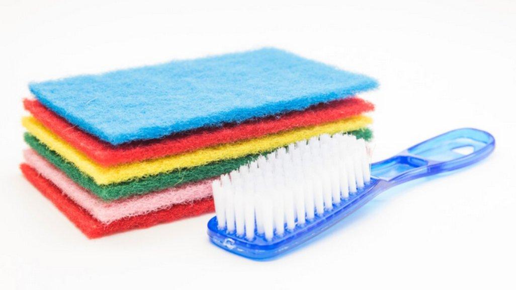 ilustrasi alat kebersihan