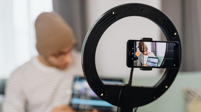 5 Rekomendasi Ring Light dan Tripod Terbaik, Cocok untuk Membuat Konten  bagi Kretor Pemula - Tribunshopping.com