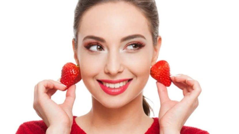 10-Manfaat-Ini-Bisa-Kamu-Dapatkan-Jika-Mengonsumsi-Buah-Strawberry-Secara-Rutin.jpg