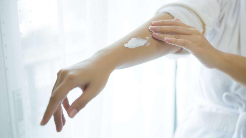 20-Daftar-Body-Lotion-Pencerah-Kulit-Belang-Terbaru-2024.jpg