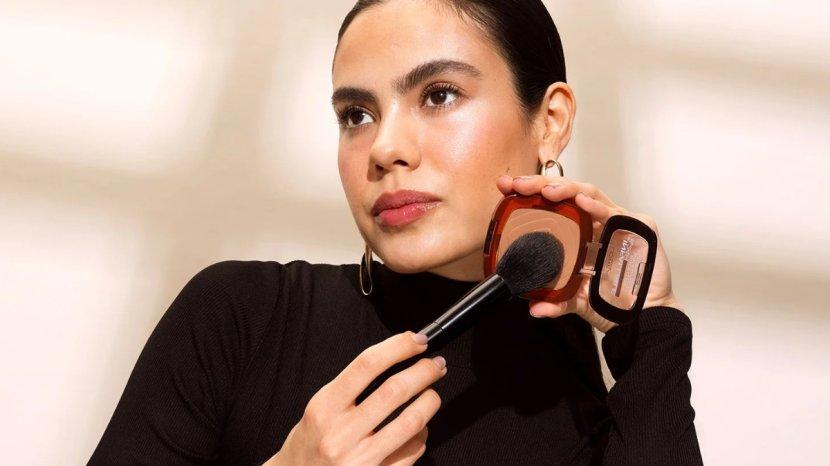 20 Daftar Bronzer yang Bikin Makeup Natural dan Tampak Berdimensi