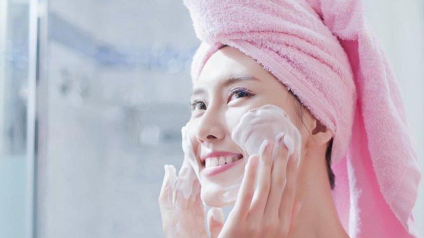 20-Daftar-Facial-Foam-dengan-Busa-Melimpah-untuk-Bersihkan-Wajah.jpg