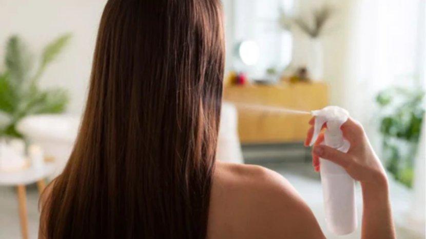 20-Daftar-Hair-Mist-untuk-Tampilan-Rambut-Lembap-dan-Mudah-Ditata-drfserg.jpg