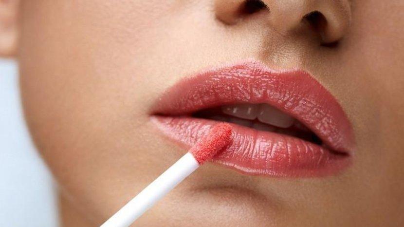 20-Daftar-Lip-Tint-Dengan-Pilihan-Warna-Baru-Solusi-Tepat-Samarkan-Garis-Bibir.jpg