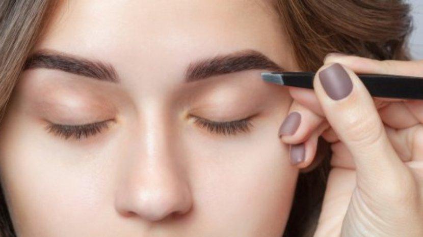 20-Daftar-Pensil-Alis-Waterproof-Buat-Pemula-Tidak-Bikin-Sakit-dan-Iritasi-d.jpg