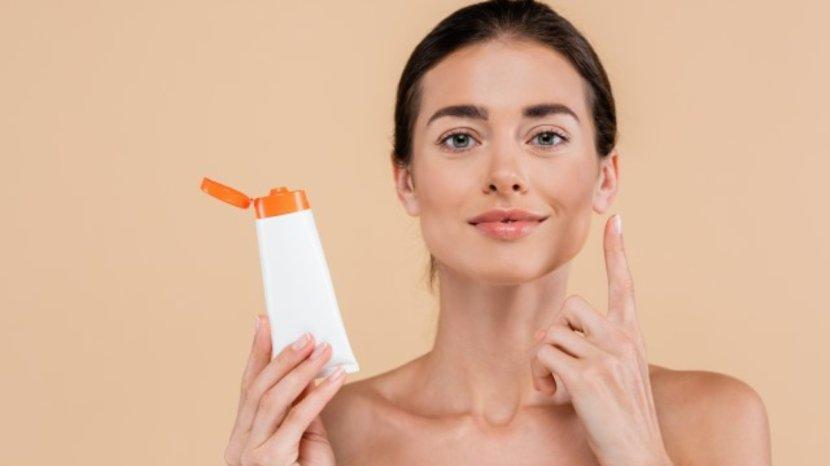 20-Daftar-Physical-Sunscreen-untuk-Melindungi-Wajah-dari-Matahari.jpg