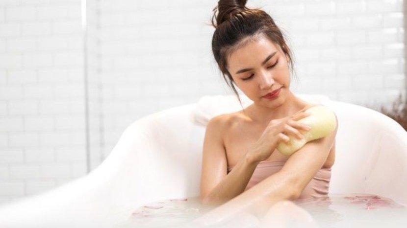 20-Daftar-Sabun-Mandi-Cair-yang-Tidak-Bikin-Kulit-Kasar-dan-Kering.jpg