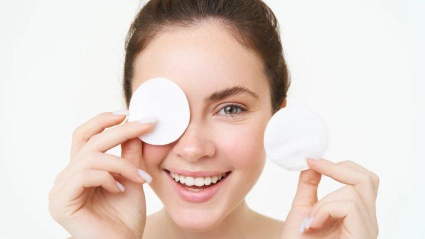 20-Daftar-Toner-untuk-Mencerahkan-Wajah-dan-Bikin-Glowing-f.jpg