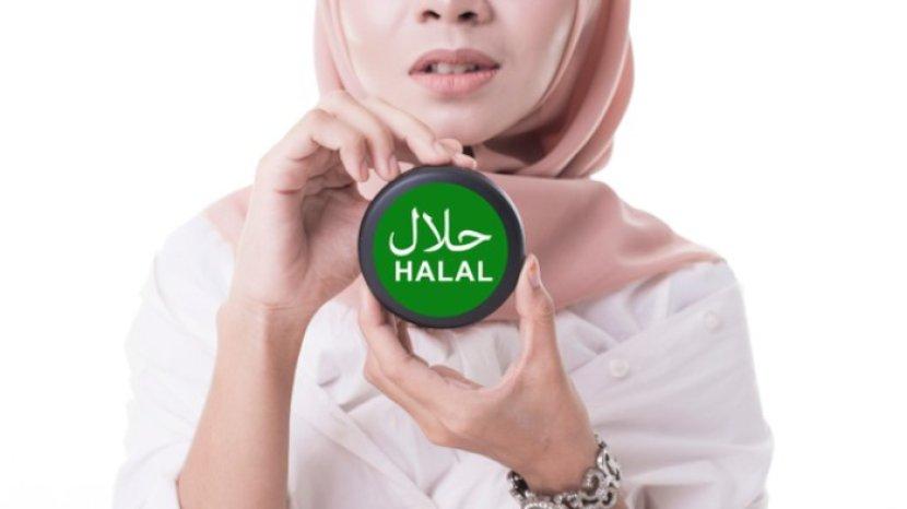 28 Daftar Skincare Halal dan Non-Halal yang Perlu Diketahui Sebelum Membelinya