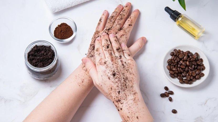 30-Daftar-Body-Scrub-yang-Ampuh-Membersihkan-Kulit-Mati-dan-Daki.jpg