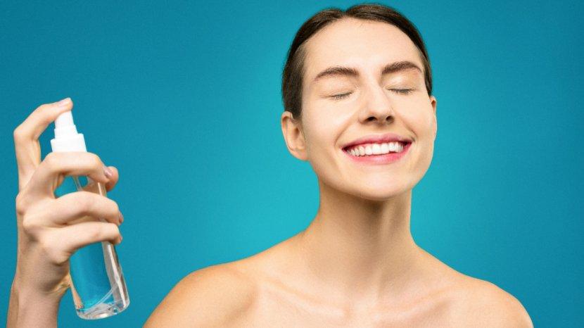 30-Daftar-Cleansing-Oil-yang-Ramah-untuk-Kulit-Kering-Angkat-Sisa-Makeup-dengan-Mudah.jpg