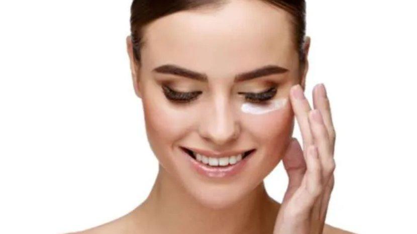 30-Daftar-Eye-Cream-yang-Bagus-Cegah-Bawah-Mata-Kusam-dan-Keriput.jpg