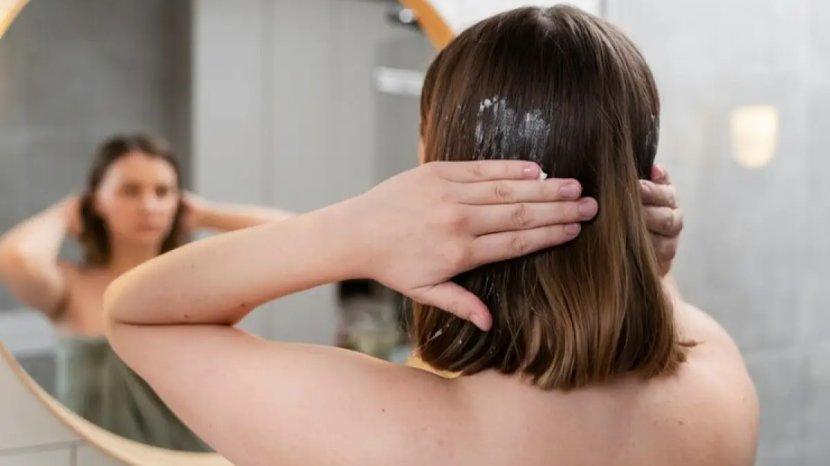 30-Daftar-Masker-Rambut-yang-Bikin-Wangi-dan-Halus-Seperti-Perawatan-di-Salon.jpg