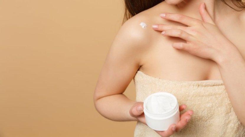 30-Daftar-Scrub-Badan-Formula-Baru-yang-Efektif-Bersihkan-Kulit-Secara-Optimal-f.jpg