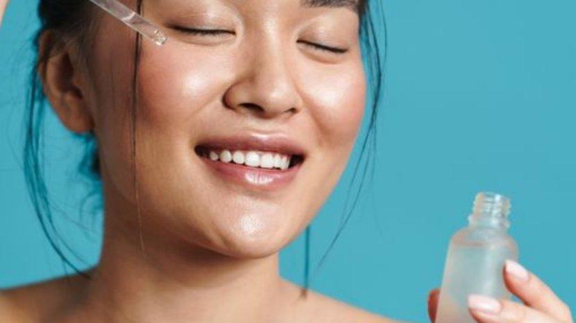 4-Cara-Memakai-Serum-Vitamin-C-yang-Manjur-Mencerahkan-Tidak-Bikin-Kulit-Iritasi-fr.jpg
