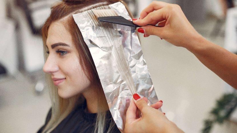 5-Cara-Ampuh-Atasi-Rambut-Rusak-Karena-Bleaching-Salah-Satunya-Pakai-Minyak-Zaitun.jpg