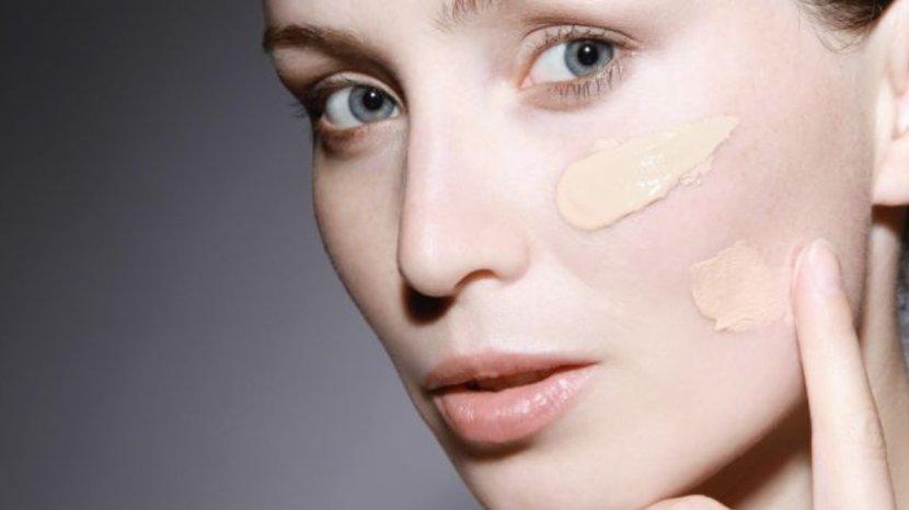 5 Rekomendasi Best Foundation Lokal 100 Ribuan yang Tahan Lama di Kulit