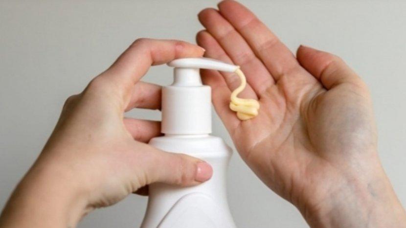 5-Rekomendasi-Body-Serum-yang-Ringan-dan-Melembapkan-Badan.jpg