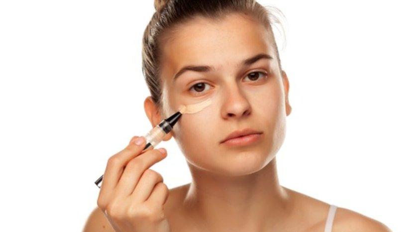 5-Rekomendasi-Concealer-Full-Coverage-untuk-Menutupi-Flek-di-Wajah.jpg