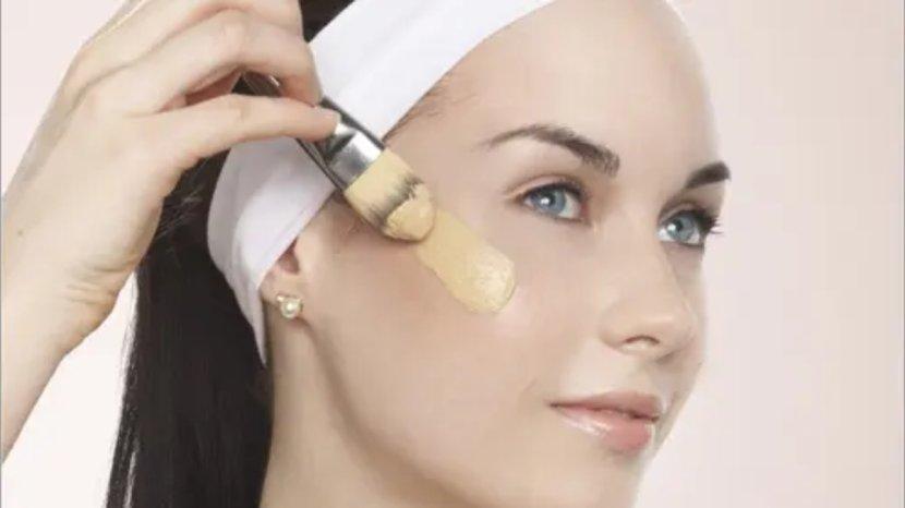 5-Rekomendasi-Foundation-Cair-yang-Tahan-Lama-dan-Matte-di-Wajah-f.jpg
