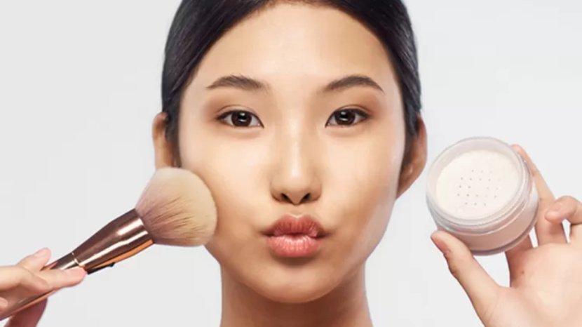 5 Rekomendasi Loose Powder di Bawah 50 Ribu untuk ke Kampus yang Awet Tidak Mudah Berminyak