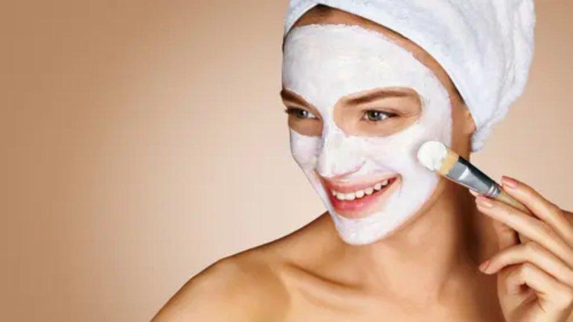 5 Rekomendasi Masker Komedo Kualitas Terbaik untuk Menghaluskan Kulit