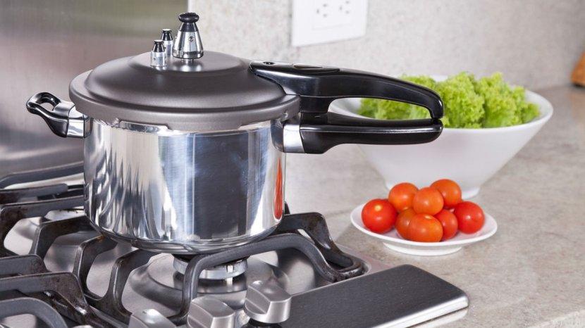 5 Rekomendasi Panci Presto di Bawah Rp 500 Ribu untuk Memasak Daging Lebih Mudah