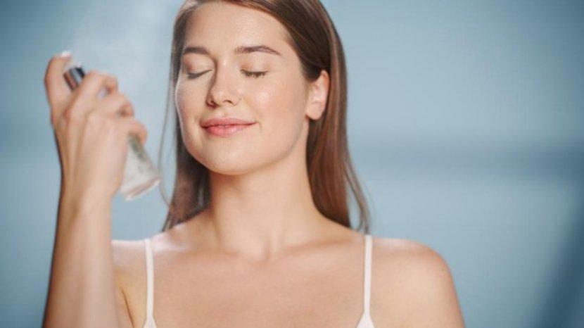 5 Rekomendasi Setting Spray di Bawah 100 Ribu yang Tahan Lama Buat Sehari-hari