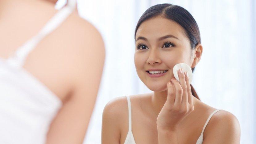 5 Rekomendasi Toner Salicylic Acid Mulai 70 Ribuan yang Bagus untuk Atasi kemerahan