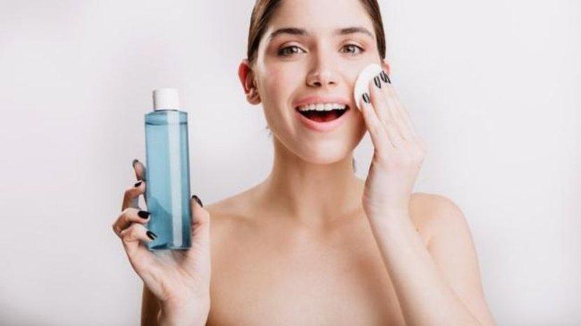 5 Rekomendasi Toner yang Ampuh Mengatasi Kulit Kusam Formula Terbaru