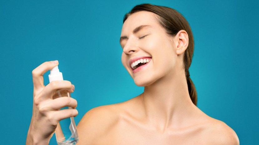 5-Rekomendasi-Toner-yang-Bagus-untuk-Kulit-Kering-Cocok-Dipakai-Saat-Musim-Dingin.jpg