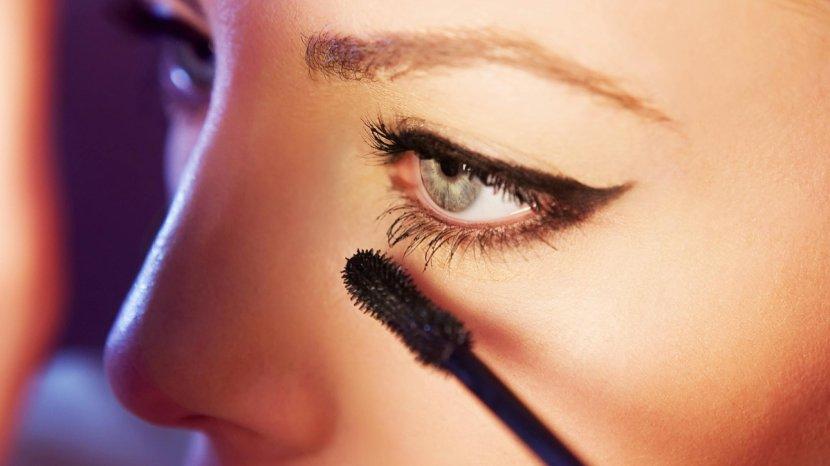 5-Tips-Pakai-Mascara-Ala-MUA-Bulu-Mata-Lentik-Tahan-Lama-Tebal-dan-Natural.jpg