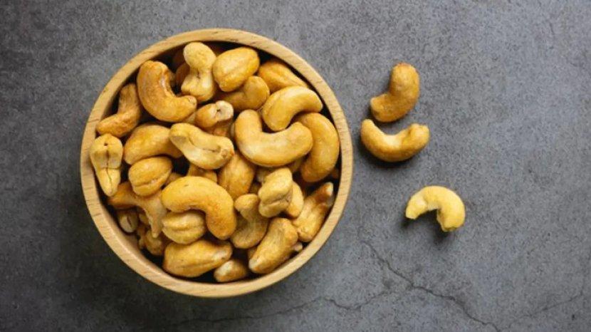 5-manfaat-mengejutkan-kacang-mete-untuk-kesehatan-apa-saja.jpg