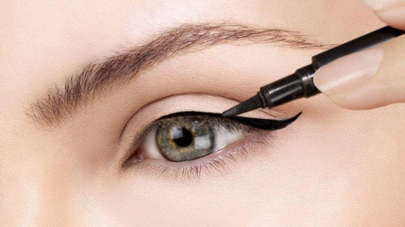 5 Rekomendasi Eyeliner Terlaris di Shopee, Formulanya Tahan Lama dan Waterproof